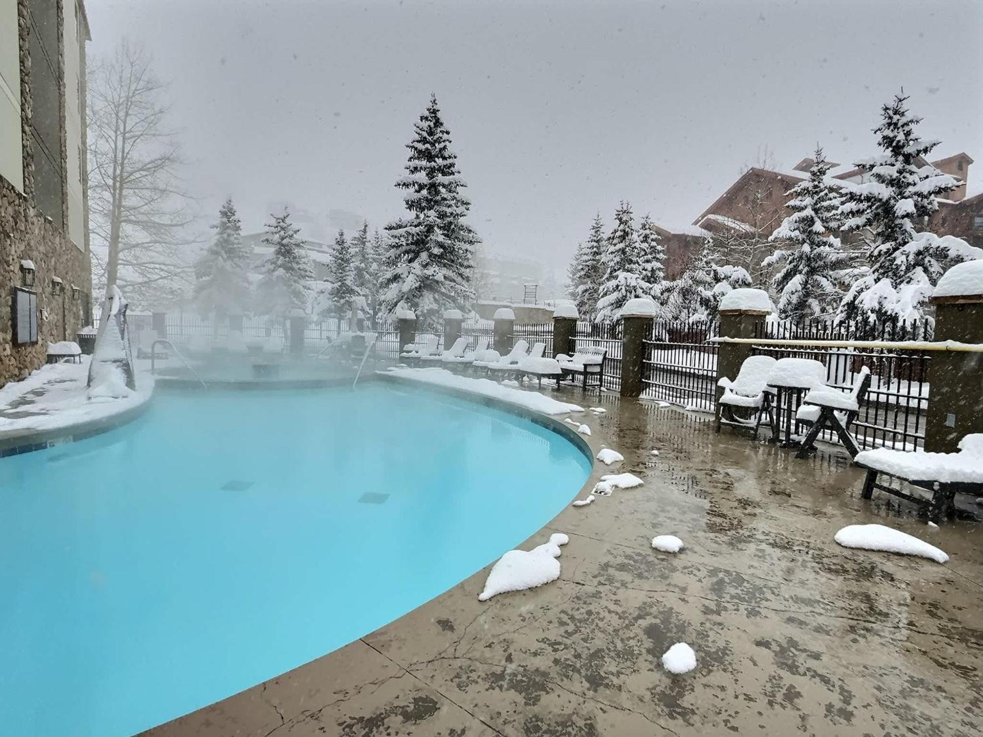 Вілла 1Bd 272 Perfect Location With Pool Крестед-Б'ютт Екстер'єр фото
